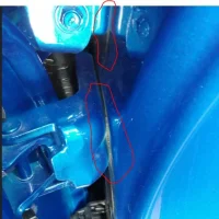 upper drive no paint in hinge.webp