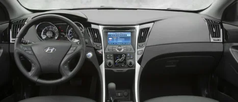 2011hyundaisonata021_opt.webp