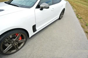 faldones-kia-stinger-gt.webp