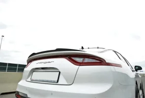 spoiler-kia-stinger-gt (1).webp