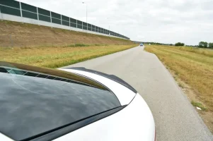 spoiler-kia-stinger-gt (2).webp