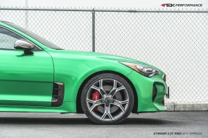 front wheel close up green stinger.webp