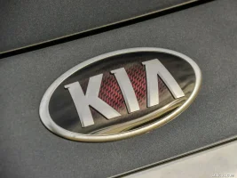 2019_kia_k900_47_1280x960.webp