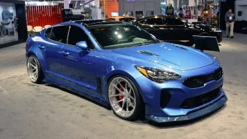 01-kia-stinger-gt-widebody-wcc-sema-1.webp