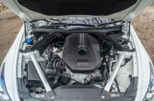 2018-Kia-Stinger-2.0-T-GDI.webp