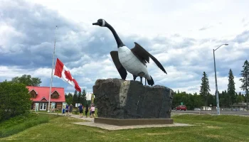 newwawagoose_monument.webp