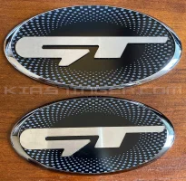 oval-gt-badge-checkered-1.webp