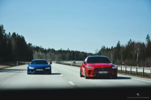 audi-r8-v10--kia-stinger-gt_49766660022_o.webp