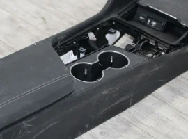 2020-07-30 08_43_57-Front Console GENESIS G70 19 _ eBay.webp