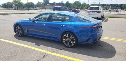 Kia Stinger 1.webp