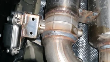 Left Exhaust 1.webp