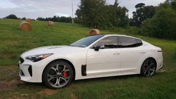 Kia in da country.webp