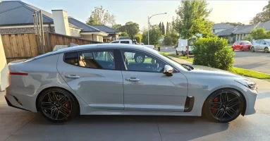 Kia Stinger Refresh, drop.jpg