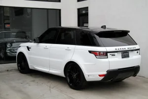 Used-2017-Land-Rover-Range-Rover-Sport-HSE-Dynamic.webp