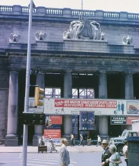 440px-Penn_Station_demolition,_June_25,_1966.webp 440px-Penn_Station_demolition,_June_25,_1966.webp
