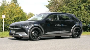 hyundai-ioniq-5-n-side-view-spy-photo.webp