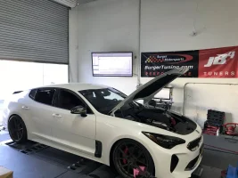 car_on_dyno.webp car_on_dyno.webp