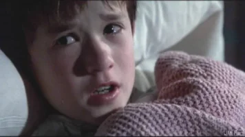 Movie_i_see_dead_people-769472.webp