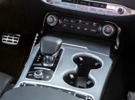 2018-Kia-Stinger-GT-RWD-208.webp