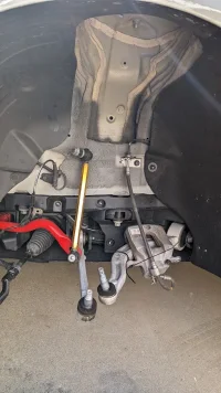 strut removel 1.jpg