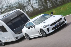 Kia-Stinger-2.0-T-GDi-GT-Line-751x501.webp Kia-Stinger-2.0-T-GDi-GT-Line-751x501.webp