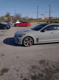 Kia Stinger pair.webp