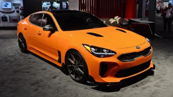 01_kia_stinger_gt_federation_sema_1.webp