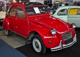 deux chevaux citroen 2cv.webp