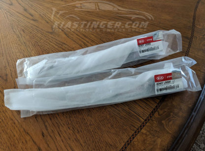 body color side reflectors for the kia stinger