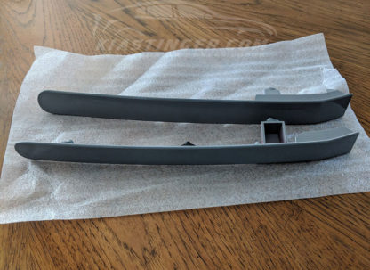 body color side reflectors for the kia stinger